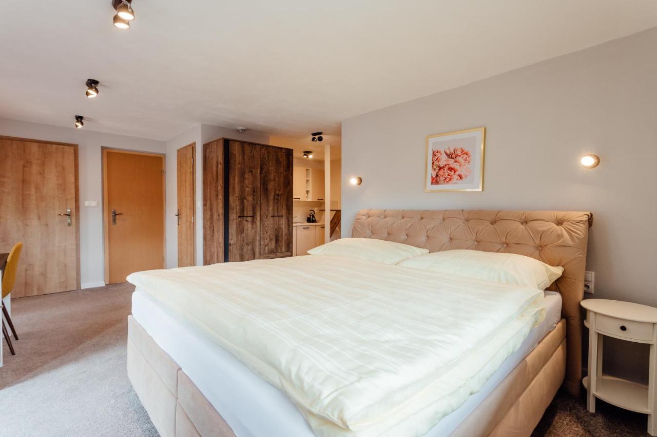 Aparthotel Botanicky Dvor Banská Štiavnica Exterior foto