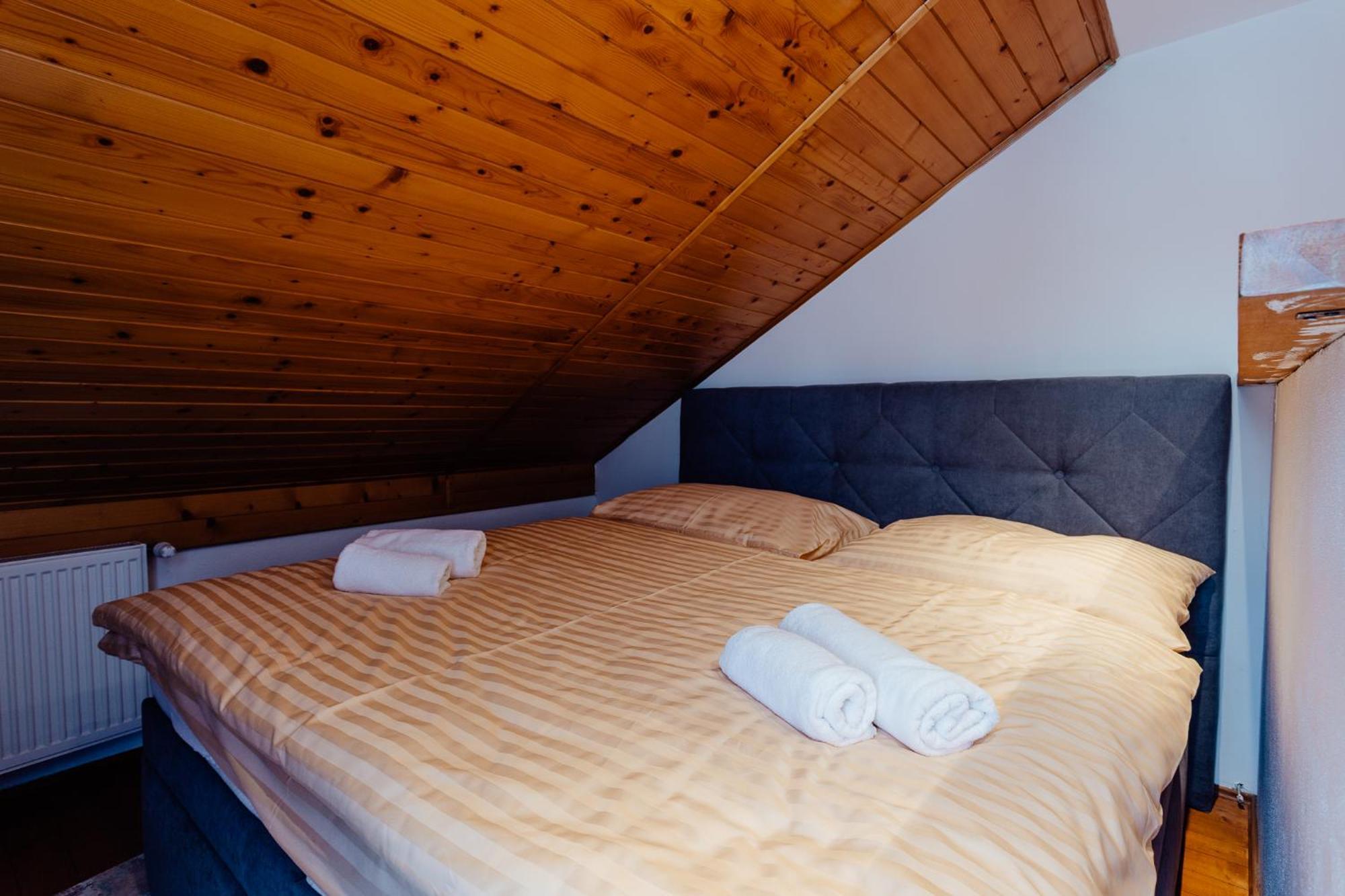 Aparthotel Botanicky Dvor Banská Štiavnica Exterior foto